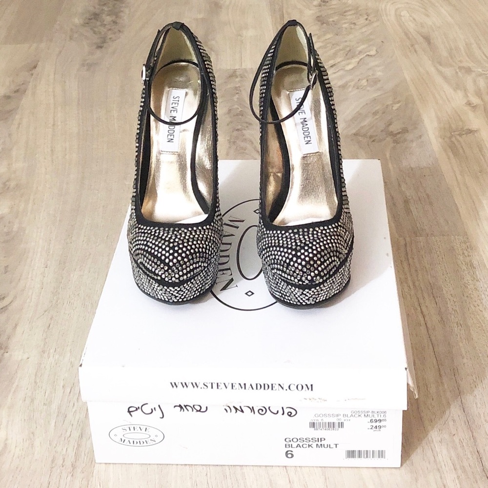 NWOT Steve Madden Gossip Pump with rhinestones. - Picture 9 of 9